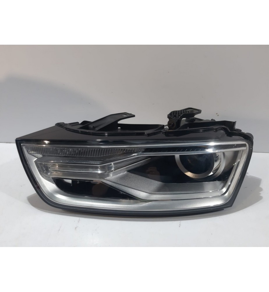 Audi Q3 8U0 Lampa przednia...