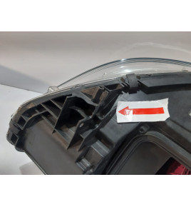 Mercedes W246 Lampa Bi-Xenon R uszkodzona - 13014