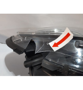 Mercedes W246 Lampa Bi-Xenon R uszkodzona - 13014