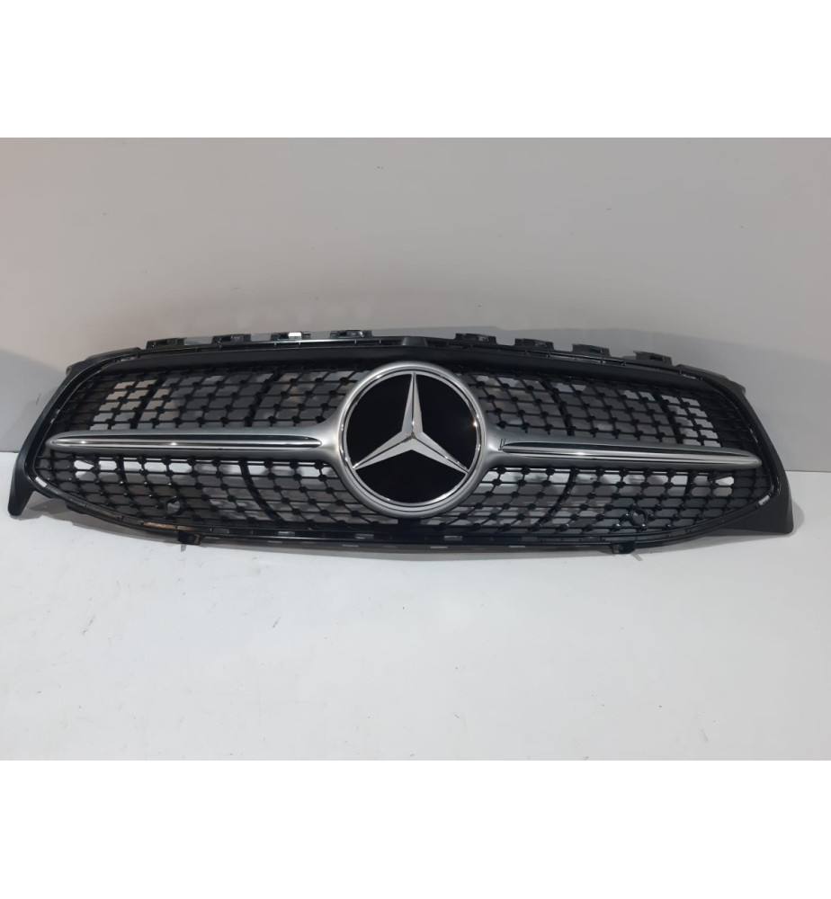 Mercedes CLA W118 Grill / Atrapa Diamond - 13045
