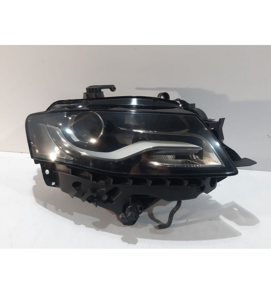 AUDI A4 B8 8K Lampa Xenon...