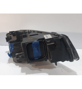 Mercedes CLA W117 Lampa Bi-Xenon - L - 13155
