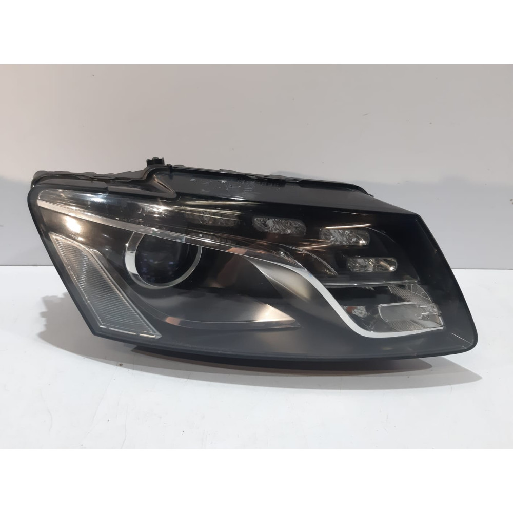 Audi Q5  Lampa Przednia - R...