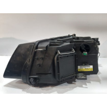 Audi Q5  Lampa Przednia - R - 13164