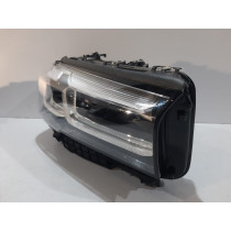 BMW 5 G30 / 31 Lampa przednia Full Led - R - 13166
