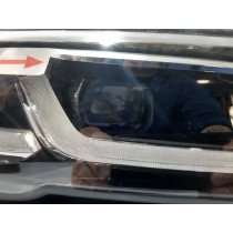 BMW 5 G30 / 31 Lampa przednia Full Led - R - 13166
