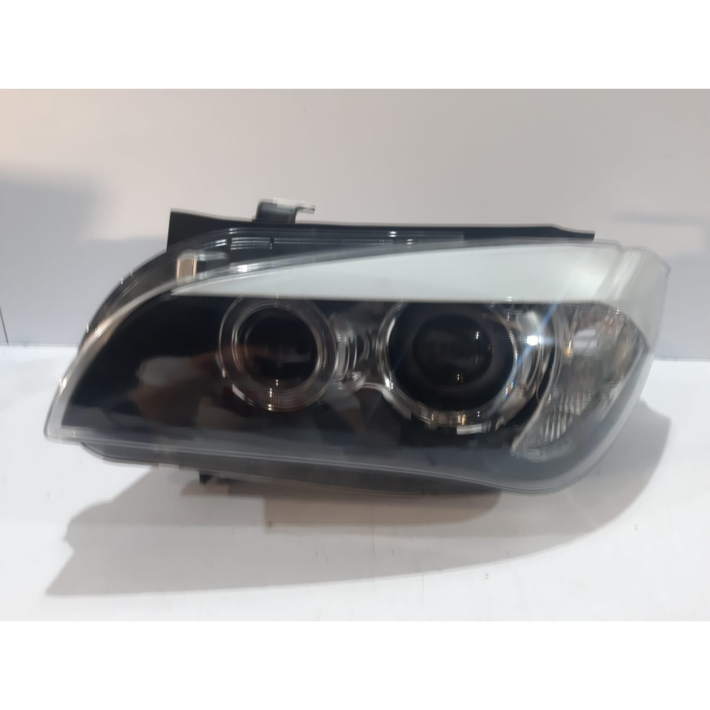 BMW X1 E84 - Lampa przednie...