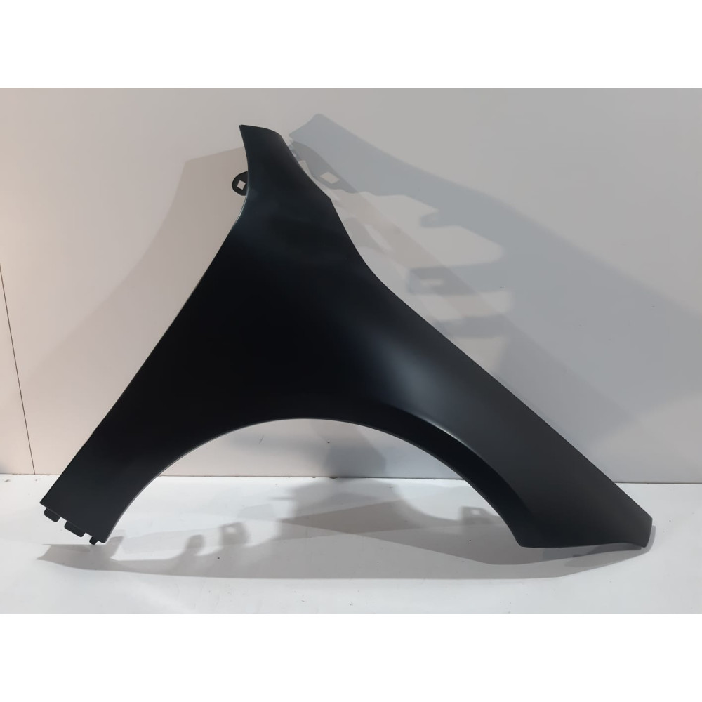 Mercedes CLA W118 Błotnik przedni R 13270