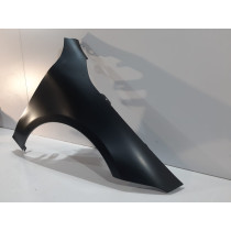 Mercedes CLA W118 Błotnik przedni R 13270