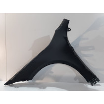 Mercedes CLA W118 Błotnik przedni R 13270