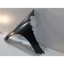 Mercedes CLA W118 Błotnik przedni L 13271