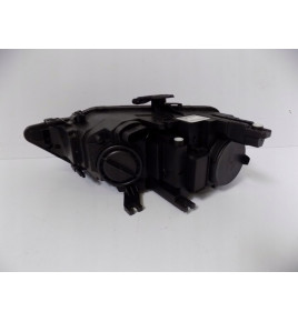 Audi A4 - Lampa Prawa H7 - 5190