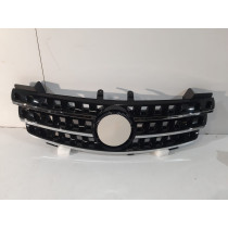 Mercedes ML W164 Atrapa / Grill BLACK - 13340