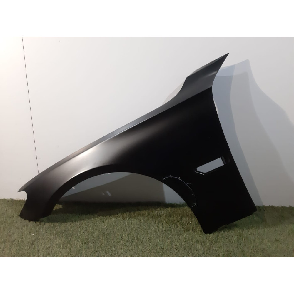 BMW 7 F01/F02 Błotnik Lewy...
