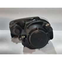 VW GOLF V Lampa przednia H7 R - 13240