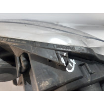 VW GOLF V Lampa przednia H7 R - 13240