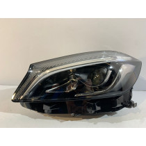 Mercedes A W176 LCI Lampa...