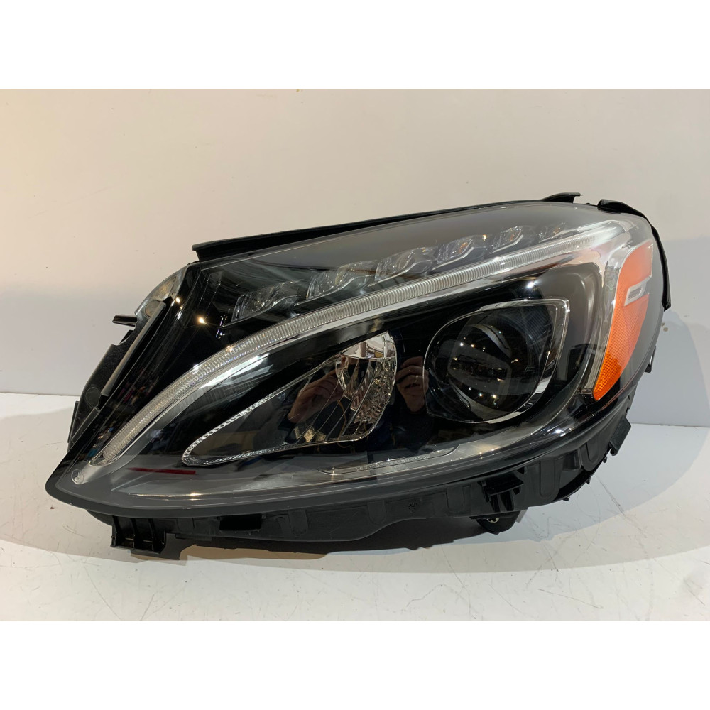 Mercedes C W205 USA Lampa...