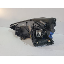 AUDI A1 8X Lampa przednia Xenon R - 13243