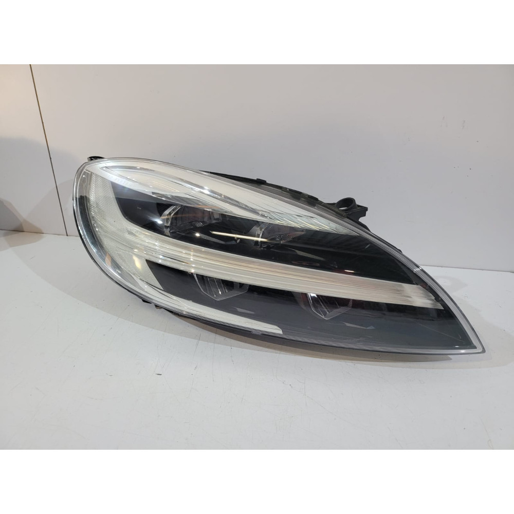 VOLVO V40 Lampa FULL LED -...