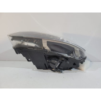 VOLVO S60 V60 Lampa przednia Xenon - L 13573