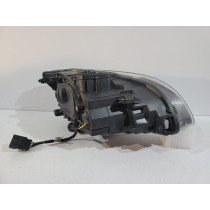 VOLVO S60 V60 Lampa przednia Xenon - L 13573