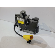 BMW 2 F46 / X1 F48 Zamek maski aktywny R - 13698