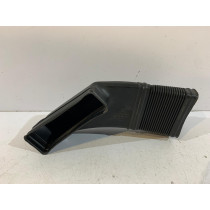 VW Passat B5 Przewód powietrza 3B0129617D - 0108