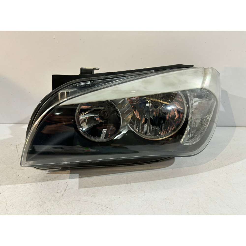 BMW X1 E84 Lampa przednia...