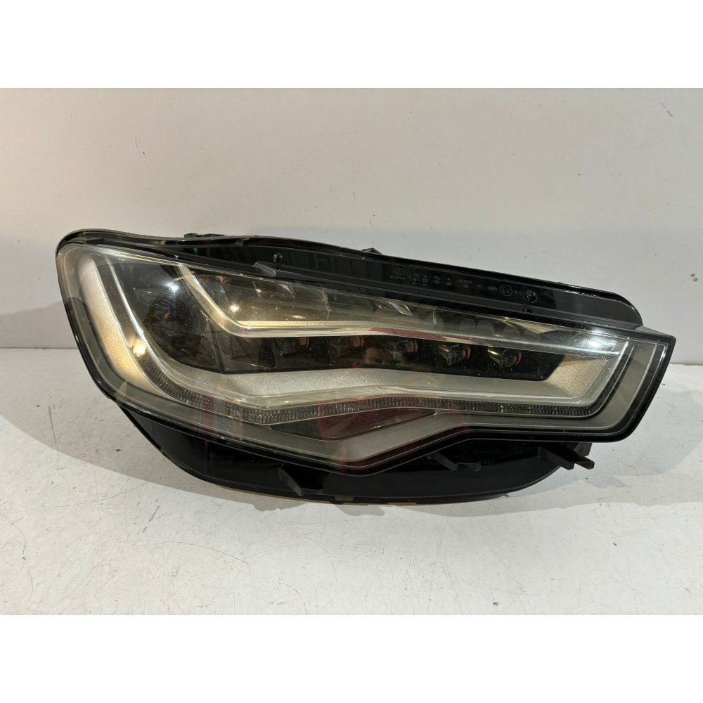 AUDI A6 C7 Lampa przednia...