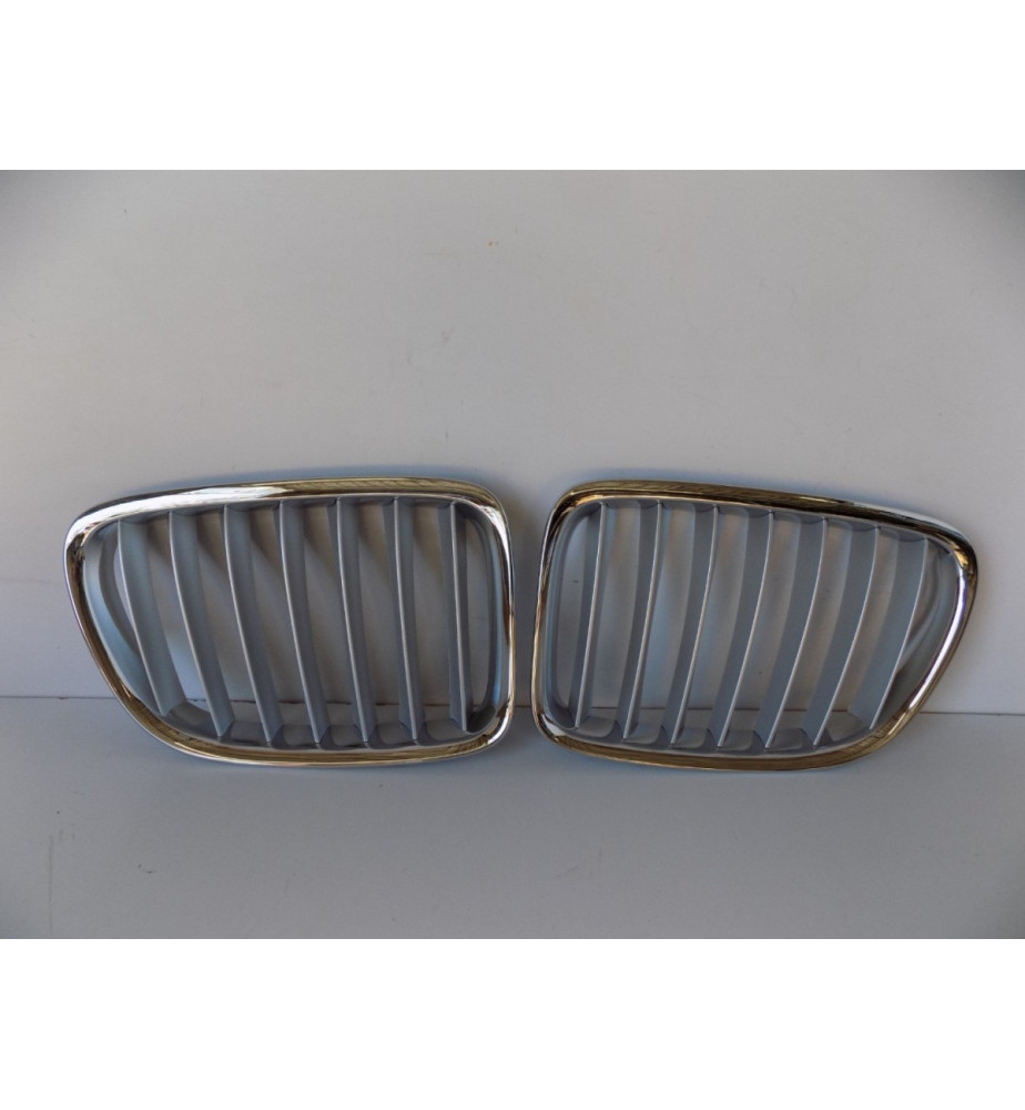 BMW X1 E84 Komplet Grill /...