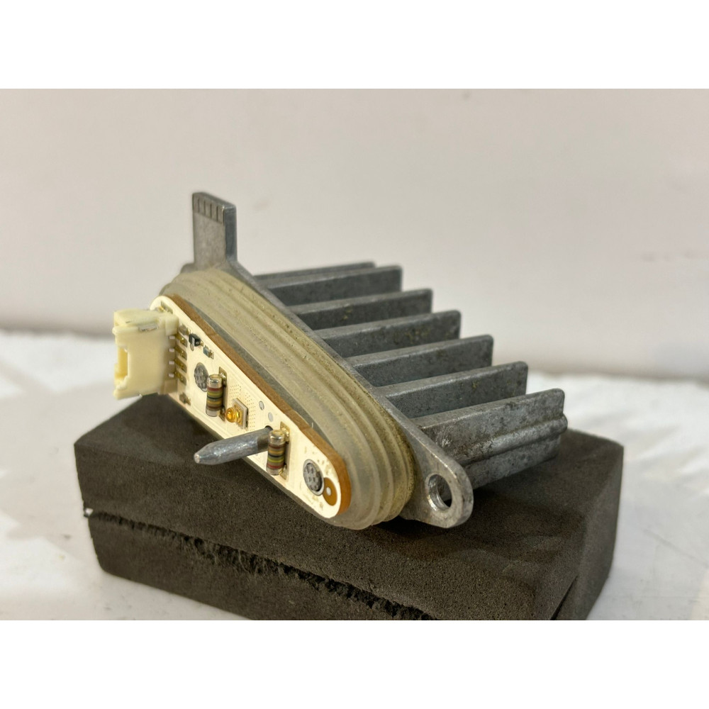 Bmw 4 F32 - Moduł Led Lewy OE: 1305715257 - 14128