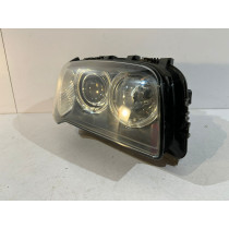 BMW X3 E83 LCI Lampa przednia Xenon R - 13886