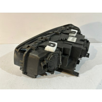 BMW X3 E83 LCI Lampa przednia Xenon R - 13886