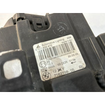 BMW X3 E83 LCI Lampa przednia Xenon R - 13886