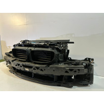 BMW 5 F10 / F11 530i Pas przedni kompletny - 14173