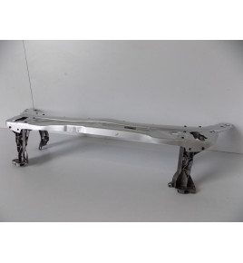 Mercedes W205 Pas przedni / Wzmocnienie - 3776