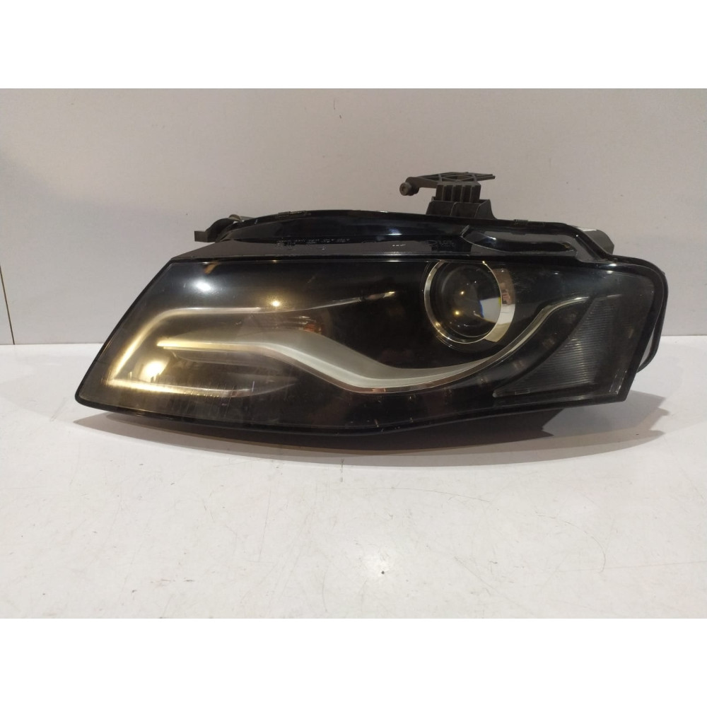 Audi A4 B8 8K0 Lampa...
