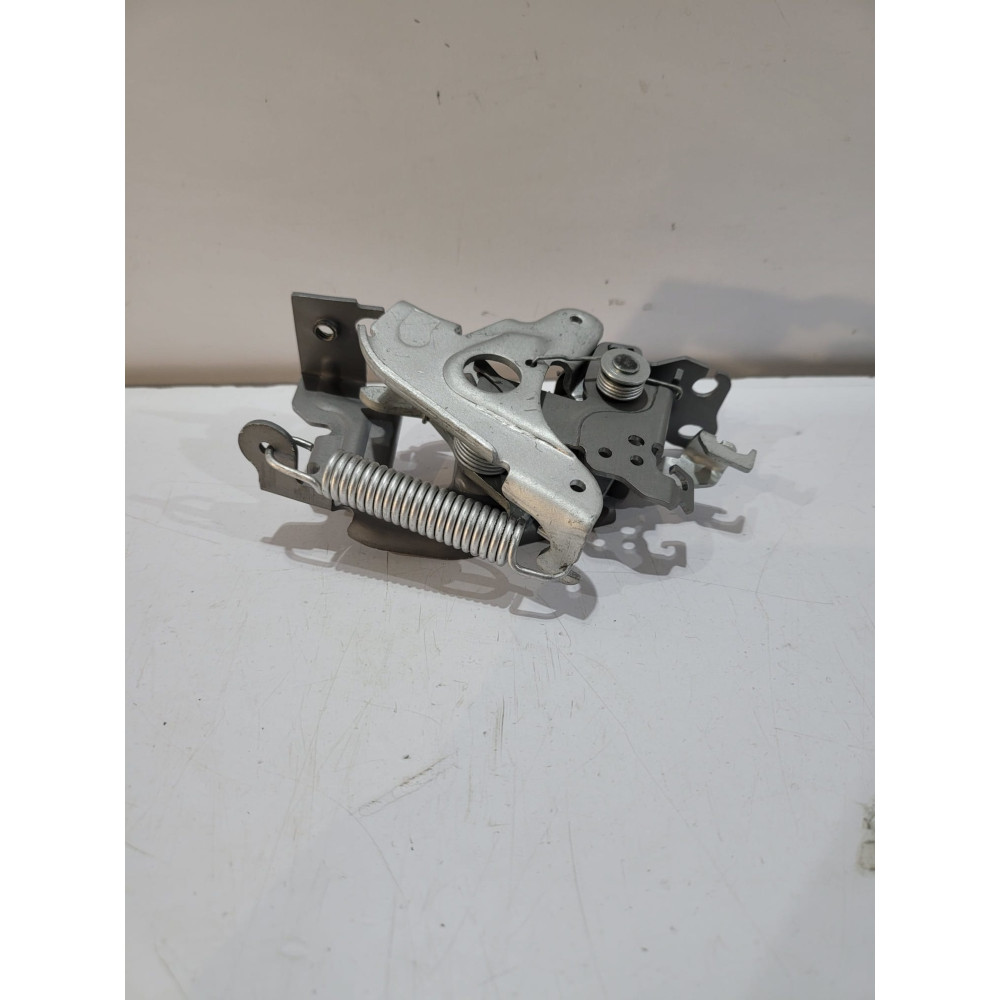 BMW 3 G20 / G21 / 1 F40  Zamek Maski Prawy - 14588