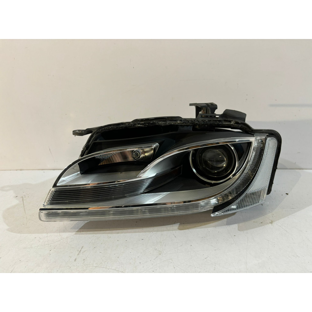 AUDI A5 8T Lampa przednia...
