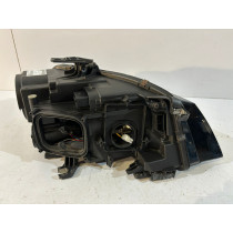 AUDI A4 B8 Lampa przednia Xenon L - 14844