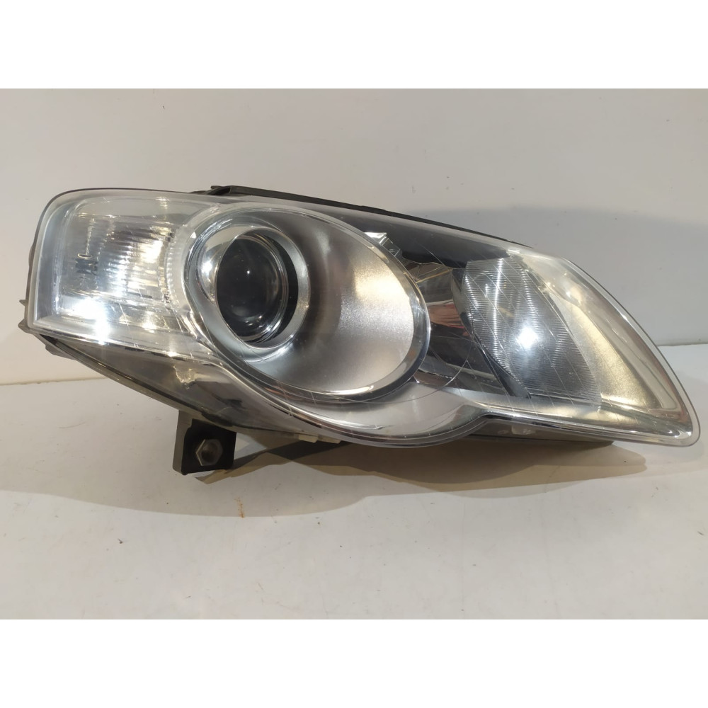 VW PASSAT B6 Lampa przednia H7 prawa - 15127