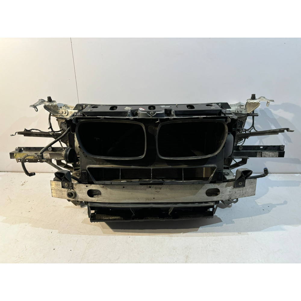 BMW X3 F25 Pas przedni /...