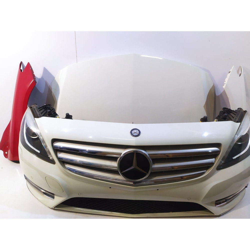 Mercedes B W246 Przód...
