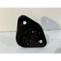 MERCEDES W204 GLK Rygiel / Zaczep maski - 15466