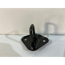 MERCEDES W213 Rygiel / Zaczep maski - 15474