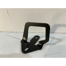 MERCEDES W246 / W176 / W117 Rygiel maski - 15476