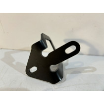 MERCEDES W246 / W176 / W117 Rygiel maski - 15476