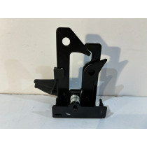 MERCEDES W204 / GLK / W166 Rygiel maski - 15478