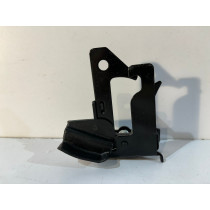 MERCEDES W212 Rygiel / Zamek maski - 15479